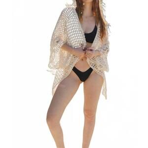 NEW LETO boho crochet kimono with lace details in beige